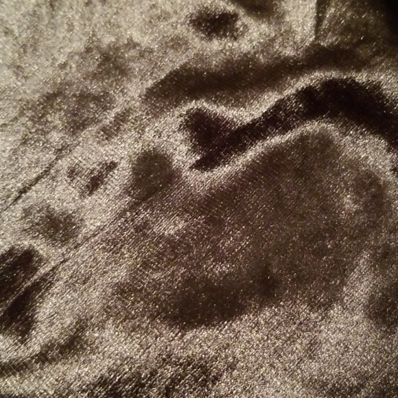 Black velvet peplum strapless top - Picture 7 of 7